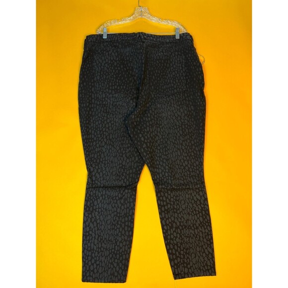 Good American Good Legs Crop Leopard Jeans Womens 24 Black Printed High Rise NWT - Picture 6 of 12